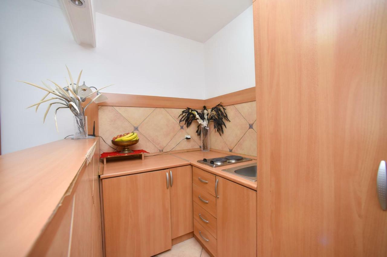Bologna Apartments Budva Exterior photo